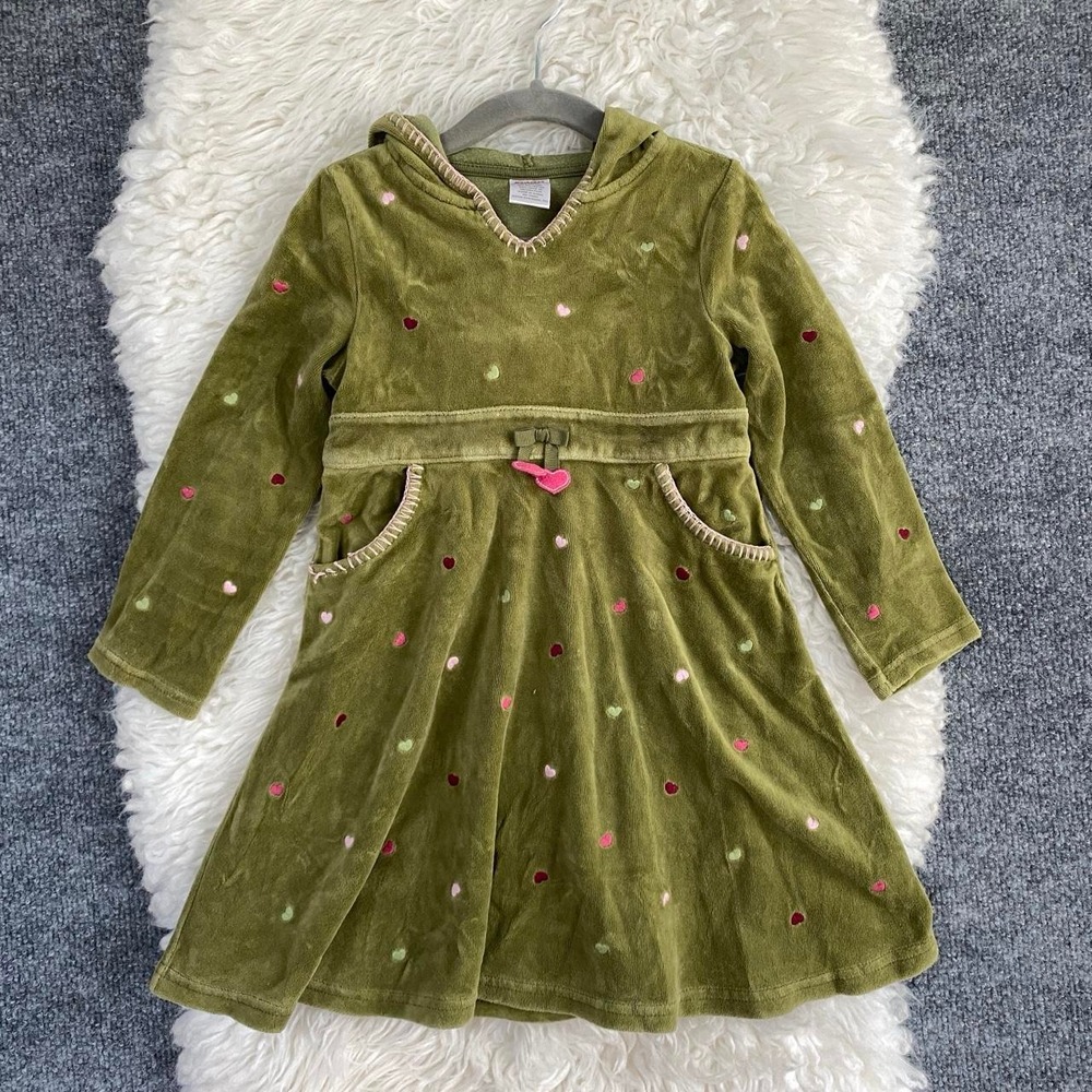 GYMBOREE KIDS GREEN EMBROIDERED HEARTS LONG SLEEVE DRESS HOODED